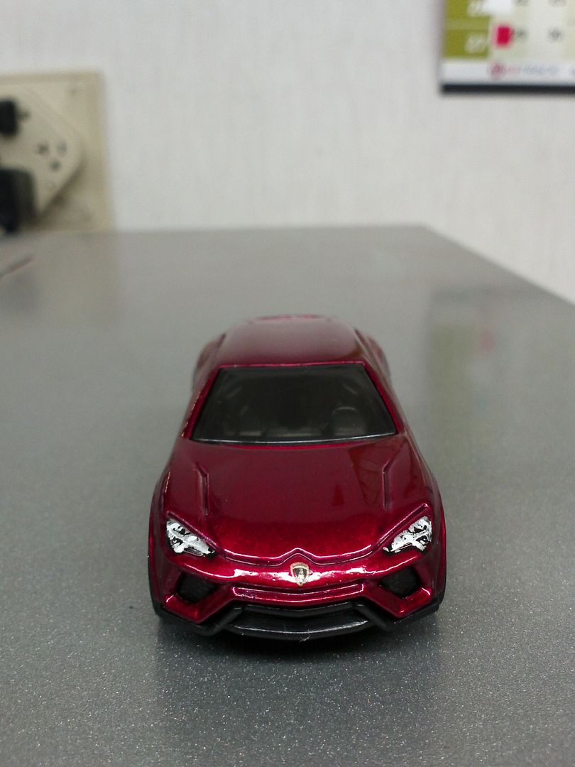 new LAMBORGHINI URUS IN PHOTOS | Hobbyist Forums