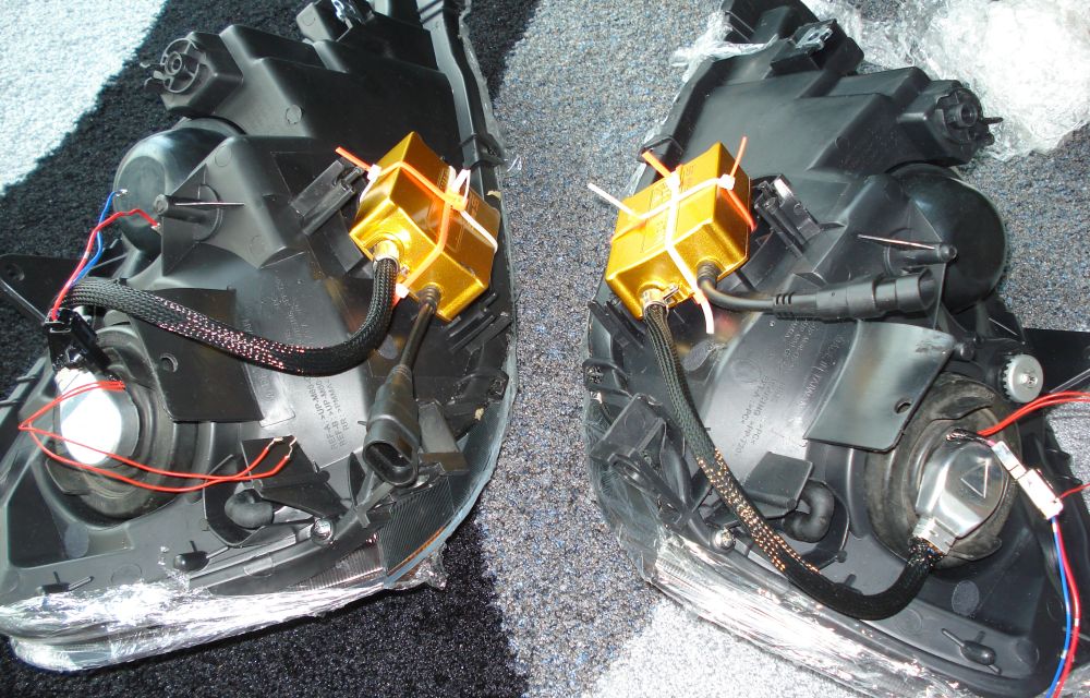 Howto/showoff Installing my RSX Retrofits HID headlight retrofit