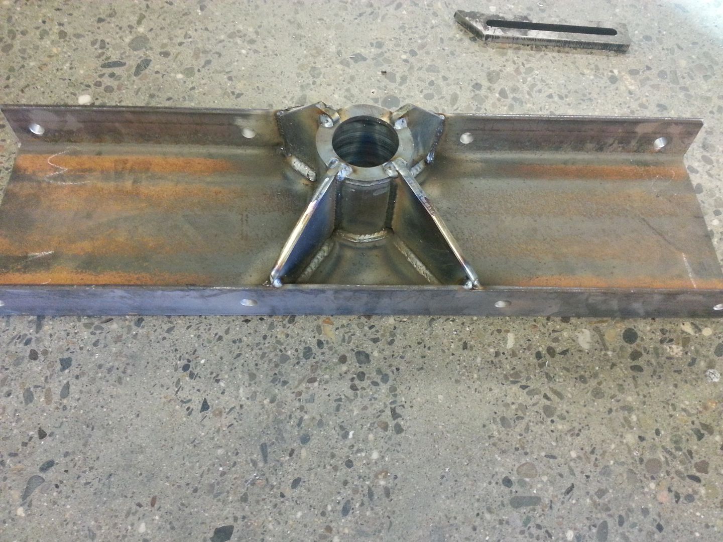 DIY gooseneck hitch - Page 10 - Ford Powerstroke Diesel Forum